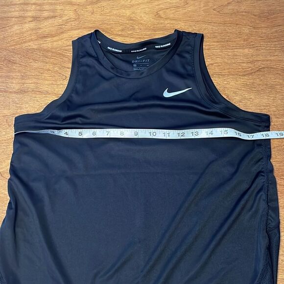 Nike Running Black Sleeveless Dri-FIT Top - Picture 8 of 9